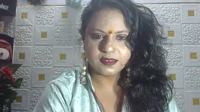 Snapshot of Sexy_komolika chatting on March 17, 3:18 pm Sexy komolika online show from March 17, 3:18 pm