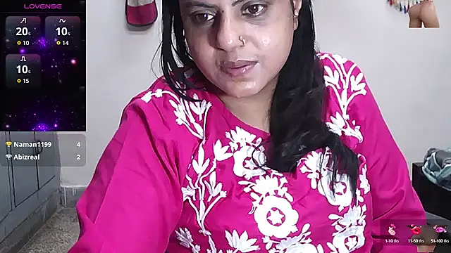 Snapshot of Sexy_komolika chatting on October 2, 3:57 am Sexy komolika online show from October 2, 3:57 am