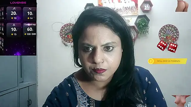 Snapshot of Sexy_komolika chatting on October 22, 2:17 pm Sexy komolika online show from October 22, 2:17 pm