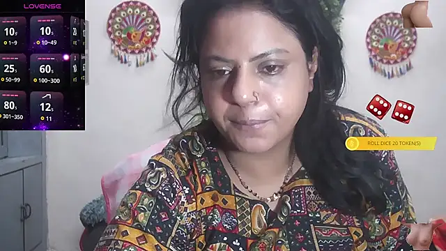 Snapshot of Sexy_komolika chatting on October 28, 11:07 pm Sexy komolika online show from October 28, 11:07 pm