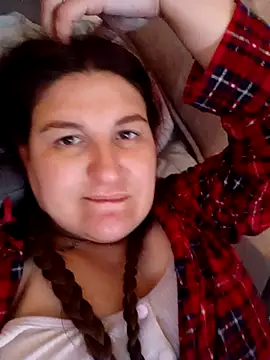 BlackVBarbie online show from April 15, 1:07 pm