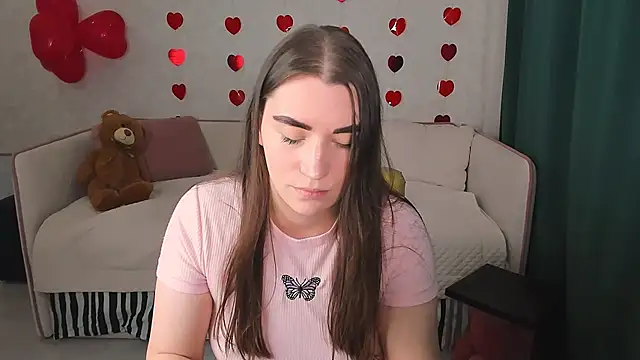 Snapshot of pussyhome2407 chatting on February 18, 8:58 pm pussyhome2407 online show from February 18, 8:58 pm