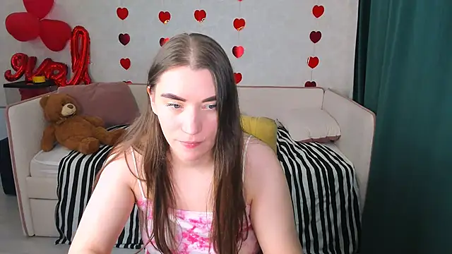 Snapshot of pussyhome2407 chatting on March 1, 11:47 pm pussyhome2407 online show from March 1, 11:47 pm