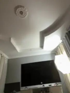 emiss  online show from March 5, 3:18 pm