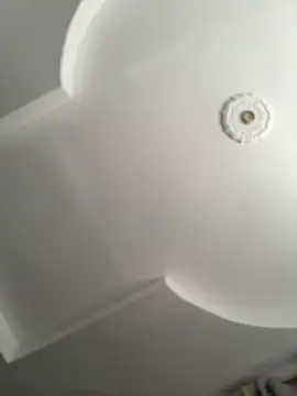 emiss  online show from March 22, 6:03 pm