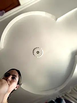 emiss  online show from October 9, 1:31 pm