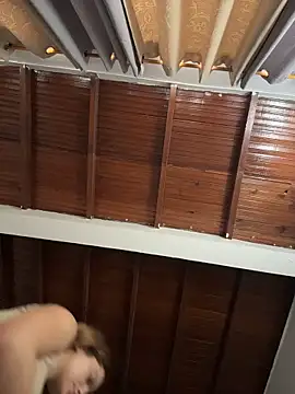 emiss  online show from April 21, 4:23 pm