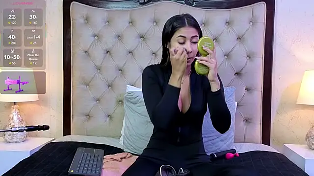 MontVta online show from December 5, 12:14 pm