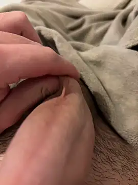 fuckitzer online show from December 5, 7:54 pm