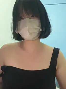 Snapshot of Bibi970110 chatting on November 15, 2:24 pm Bibi970110 online show from November 15, 2:24 pm