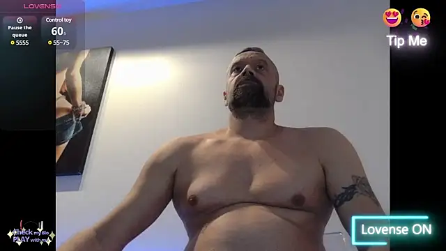 Snapshot of northman1977 chatting on January 17, 3:32 pm northman1977 online show from January 17, 3:32 pm