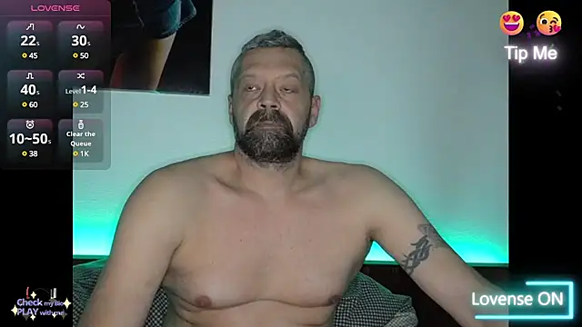 Snapshot of northman1977 chatting on January 24, 4:17 pm northman1977 online show from January 24, 4:17 pm