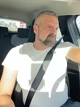 Snapshot of northman1977 chatting on March 1, 2:02 pm northman1977 online show from March 1, 2:02 pm