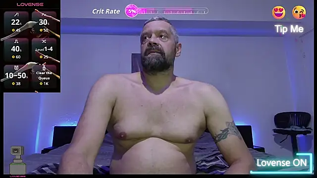 Snapshot of northman1977 chatting on October 12, 8:52 pm northman1977 online show from October 12, 8:52 pm