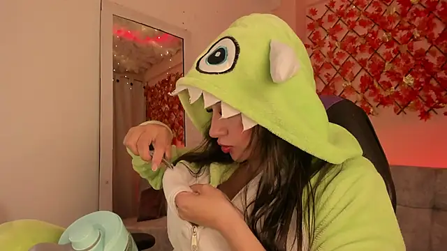 Sweet Candies online show from March 1, 12:39 am