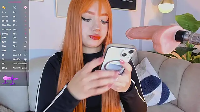 Kloe Raize online show from December 2, 8:04 pm