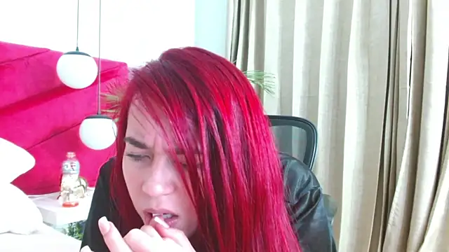 Snapshot of Sophie_ponce chatting on July 6, 3:03 pm Sophie ponce online show from July 6, 3:03 pm