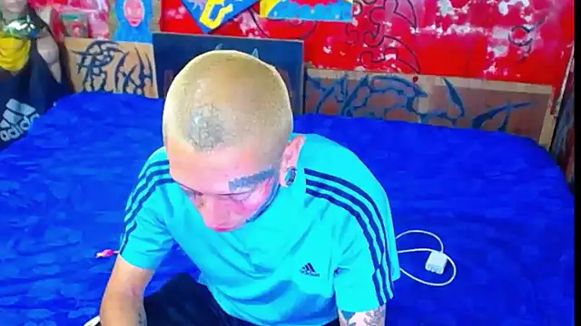 deivid estrada online show from November 5, 4:40 pm