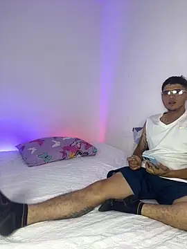 ConnyBlare online show from April 8, 2:22 am