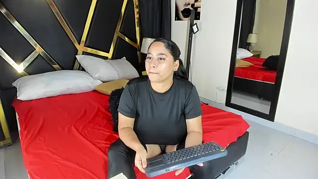 EmiliWilliams online show from March 12, 10:50 pm