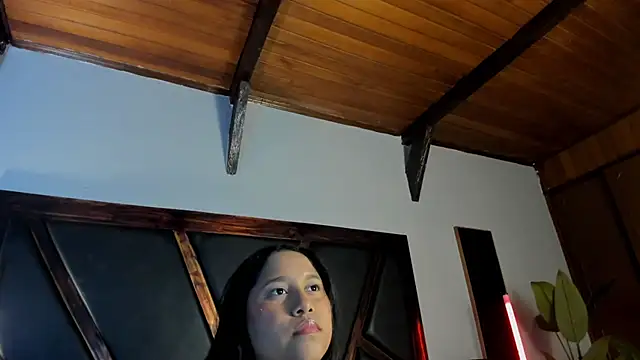 EmiliWilliams online show from April 21, 10:45 pm