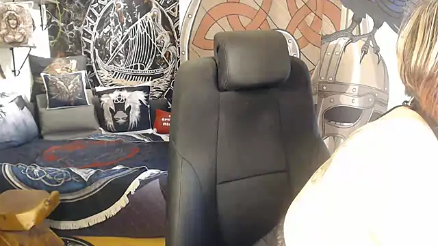 TittenMichelle online show from December 16, 9:03 am