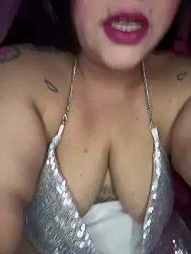 Snapshot of Grifa_Sensual chatting on December 31, 12:43 am Grifa Sensual online show from December 31, 12:43 am