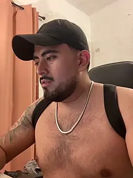 Snapshot of Rubens8866 chatting on March 18, 4:04 am Rubens8866 online show from March 18, 4:04 am