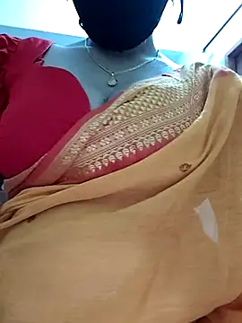 Snapshot of Payel-Sen chatting on May 3, 5:30 pm Payel-Sen online show from May 3, 5:30 pm