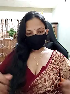 Snapshot of Payel-Sen chatting on June 2, 6:32 pm Payel-Sen online show from June 2, 6:32 pm
