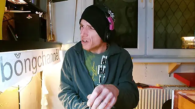 BongChannel online show from January 25, 1:10 am