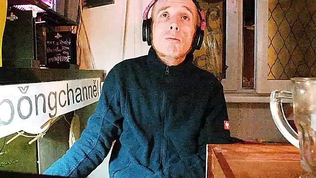 BongChannel online show from January 25, 9:25 pm