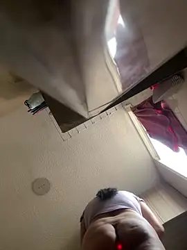 Kym Owens online show from March 4, 9:00 pm