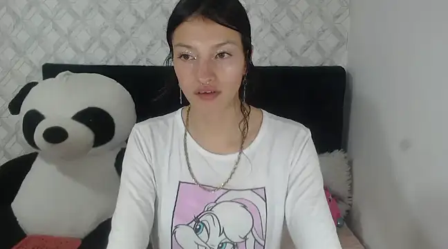 Emma-Wilson online show from February 25, 4:35 am