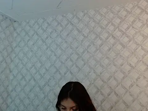 Emma-Wilson online show from April 10, 4:50 am