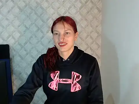 Snapshot of Emma-Wilson chatting on June 27, 4:28 am Emma-Wilson online show from June 27, 4:28 am