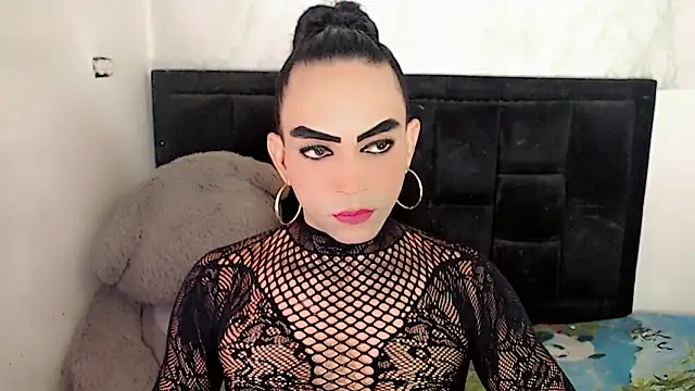 Michell Queen online show from December 4, 4:22 am