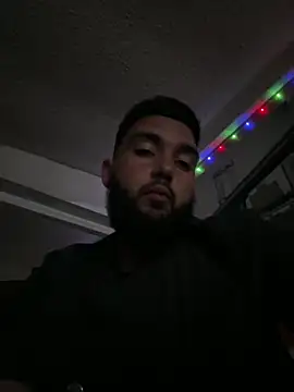 bigdickgio6923 online show from December 9, 4:34 am