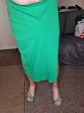 Snapshot of ellie-tv chatting on October 30, 9:22 am ellie-tv online show from October 30, 9:22 am