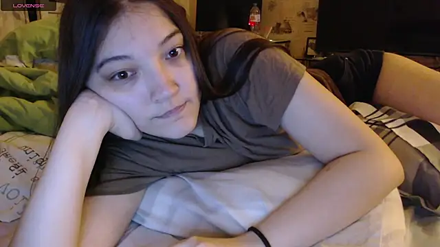 AlisaDevis online show from October 12, 4:06 pm