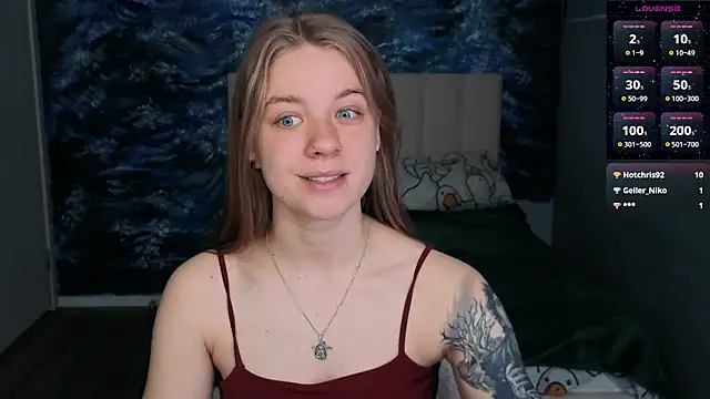 candy maggie online show from April 22, 9:01 am