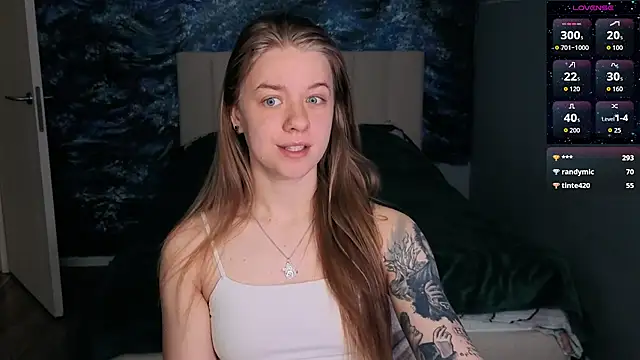 candy maggie online show from April 23, 1:13 pm