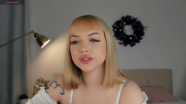 KateDolphin online show from December 13, 4:49 pm