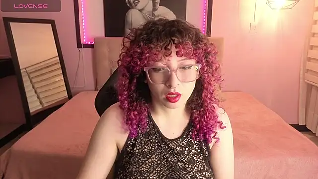 Snapshot of _Androm3da_ chatting on July 19, 12:31 pm Androm3da online show from July 19, 12:31 pm