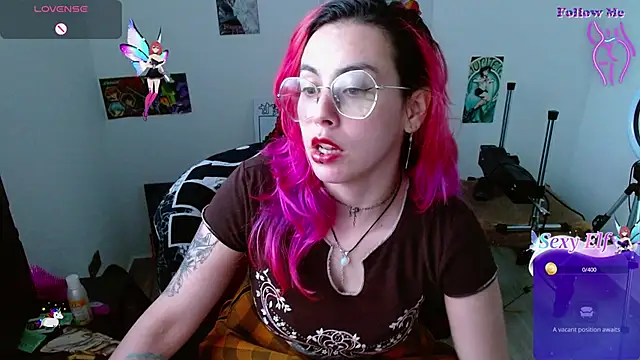 Snapshot of natasha_laulau chatting on December 14, 10:39 pm natasha laulau online show from December 14, 10:39 pm