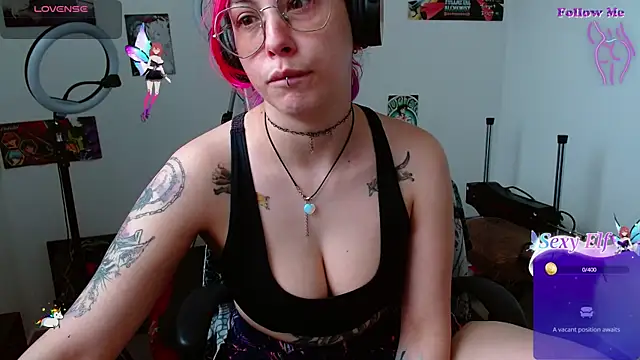 Snapshot of natasha_laulau chatting on December 28, 9:40 pm natasha laulau online show from December 28, 9:40 pm