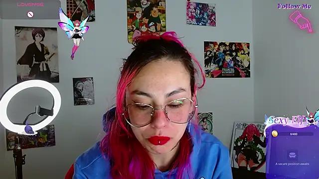 Snapshot of natasha_laulau chatting on February 5, 1:15 am natasha laulau online show from February 5, 1:15 am