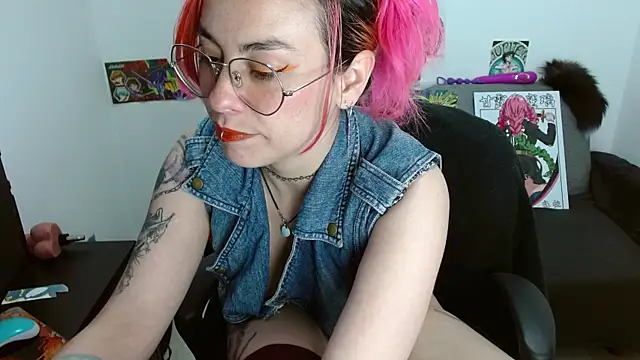 natasha laulau online show from November 10, 10:31 pm