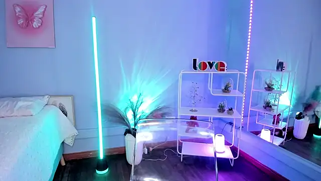 MaveParks  online show from September 15, 11:43 am