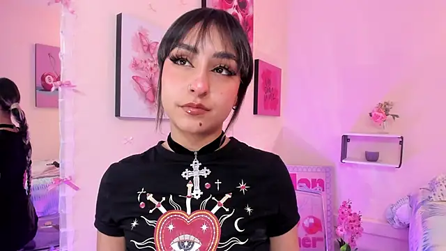 MaveParks  online show from December 4, 12:03 pm